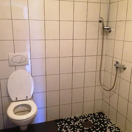 Bed & Breakfast Rot 3*