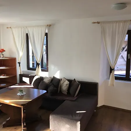 Bed & Breakfast Rot 3*